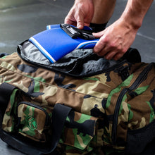Load image into Gallery viewer, King Kong Duffle Bag - The Original - 3.0 - Camo
