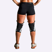 Load image into Gallery viewer, TWL - Everyday Knee Sleeves - 5mm &amp; 7mm - Core - PAIR
